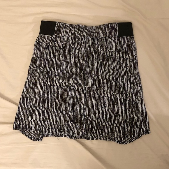 Cotton On skirt - Picture 5 of 7